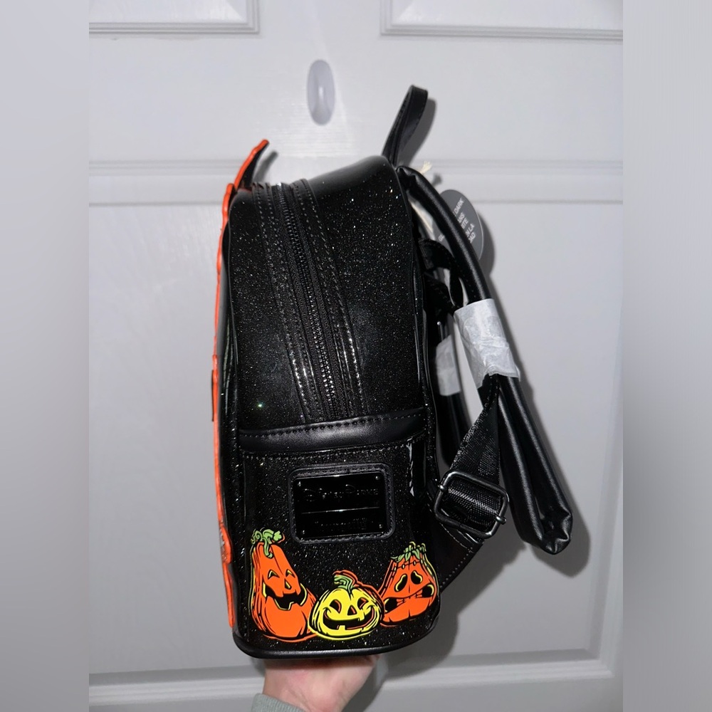 🆕 Disney Parks Mickey and Friends Halloween Haunted House Loungefly Backpack - Picture 7 of 11